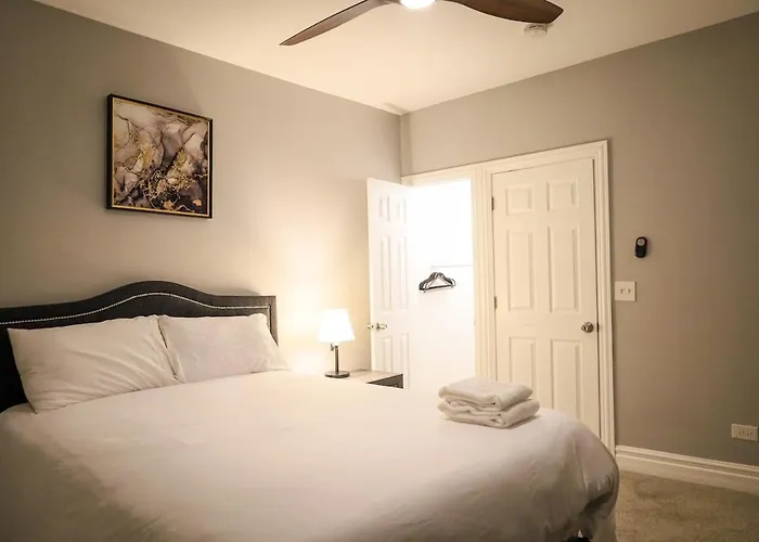 Gorgeous 4bdr In Chicago,15mins From Dwtn Apartamento *