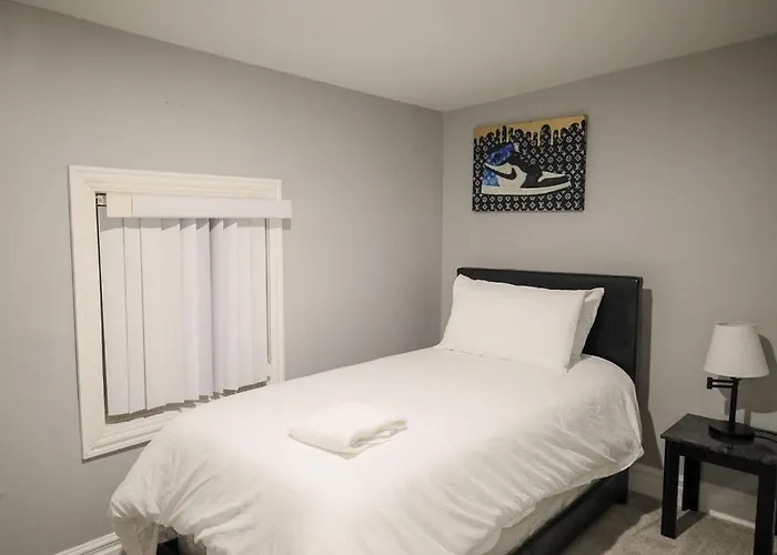 Gorgeous 4bdr In Chicago,15mins From Dwtn