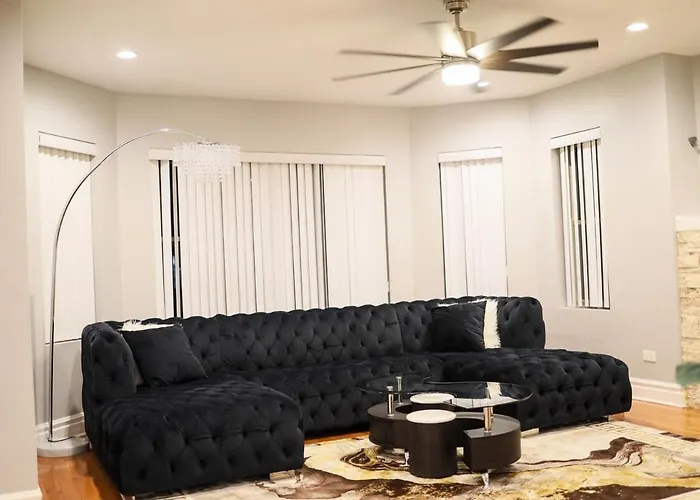 Gorgeous 4bdr In Chicago,15mins From Dwtn *